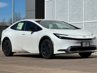 New 2026 Toyota Prius Plug-In Hybrid video 2