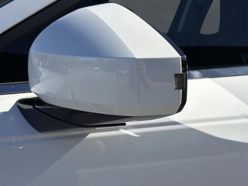 New 2026 Hyundai Ioniq 9 SE AWD/4WD image 32