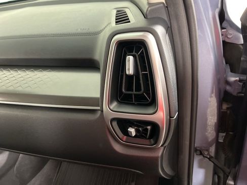 Used 2022 Kia Sorento LX image 18