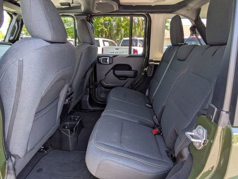 Used 2024 Jeep Wrangler Unlimited Sport AWD/4WD image 15