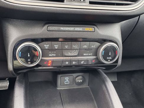 Used 2022 Ford Escape SEL w/ SEL Stealth AWD Package image 34