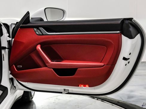 Used 2020 Porsche 911 Carrera image 87