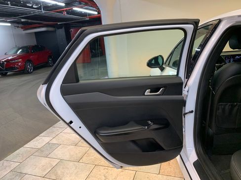 Used 2023 Kia K5 GT-Line AWD/4WD image 40