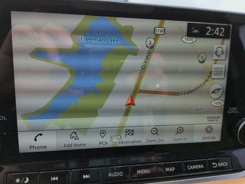 Used 2021 Nissan Rogue Platinum image 11