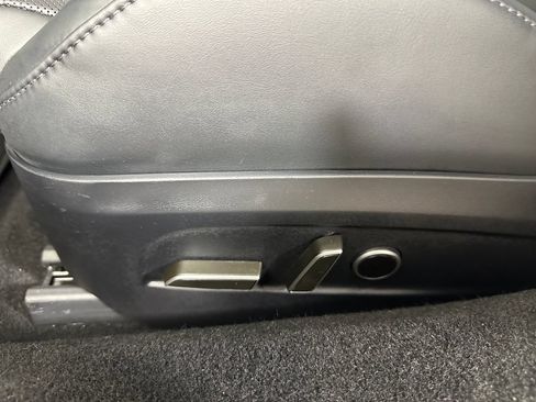 Used 2024 Tesla Model 3 Performance AWD/4WD image 6