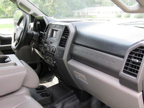 Used 2017 Ford F350 XL w/ Power Equipment Group image 37