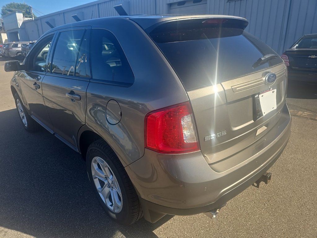 Used 2014 Ford Edge SEL w/ Equipment Group 204A FWD image 5