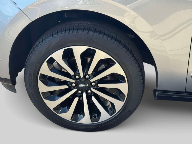 Used 2024 Lincoln Navigator Reserve AWD/4WD image 10
