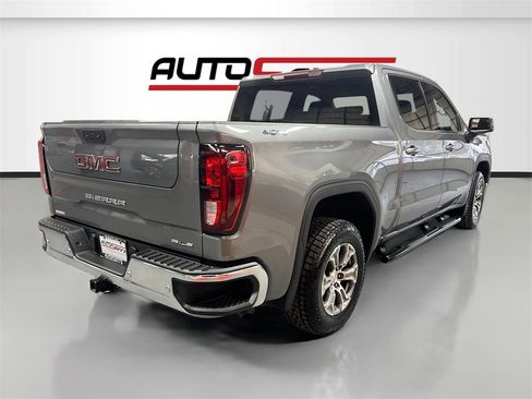 Used 2022 GMC Sierra 1500 SLE w/ Driver Alert Package I image 7