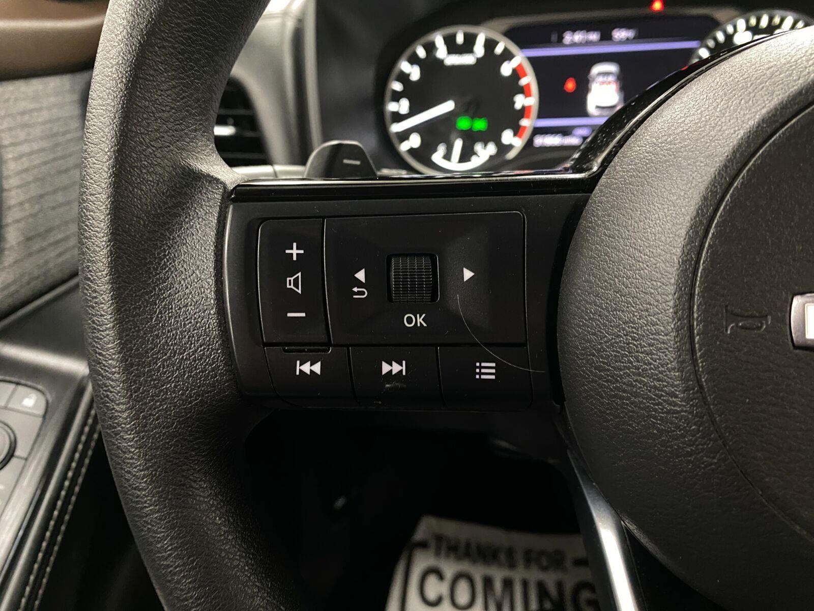 Certified 2023 Nissan Rogue SV AWD/4WD image 15