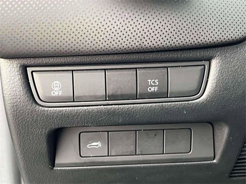 Used 2024 MAZDA CX-50 AWD 2.5 S w/ Premium Package image 19