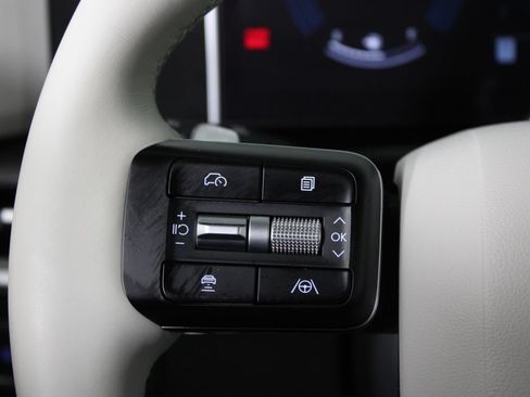Certified 2026 Hyundai Santa Fe SEL FWD image 28