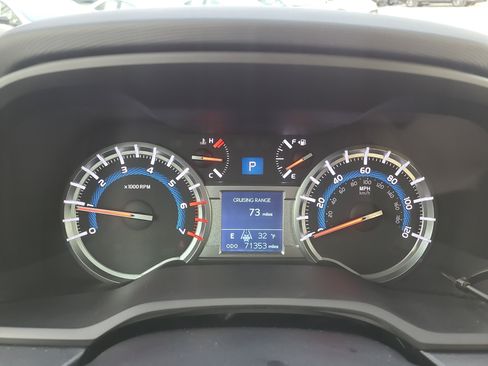 Certified 2018 Toyota 4Runner SR5 Premium image 23