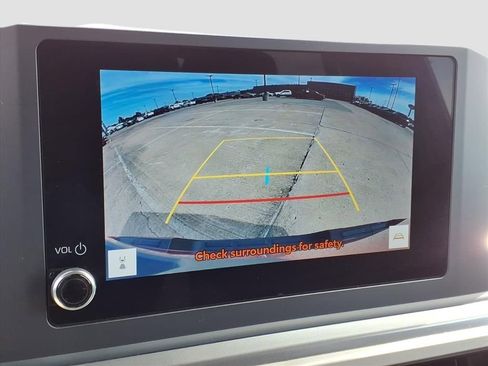 Used 2024 Toyota Tacoma SR5 image 9