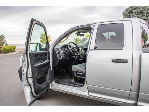 Used 2017 RAM 1500 Tradesman w/ Popular Equipment Group AWD/4WD image 24