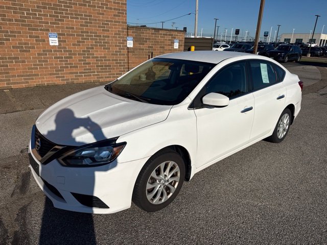 Used 2018 Nissan Sentra SV FWD image 1