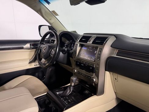 Used 2021 Lexus GX 460 Premium w/ Premium Package AWD/4WD image 30