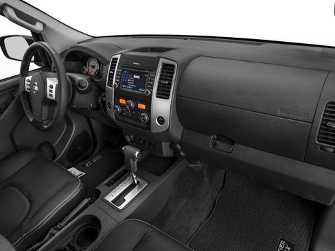 Used 2018 Nissan Frontier PRO-4X AWD/4WD image 19