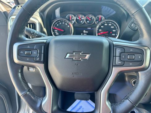 Used 2020 Chevrolet Silverado 1500 RST image 22