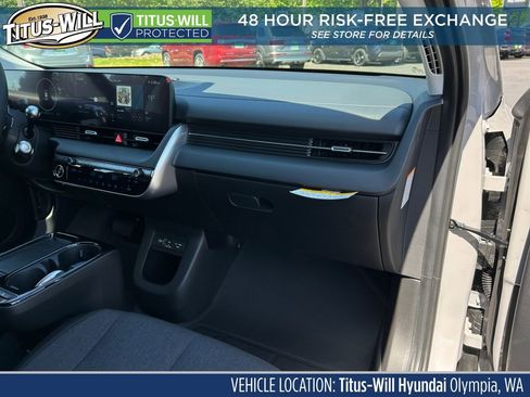 New 2025 Hyundai Ioniq 5 SE image 26