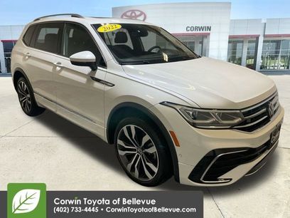 Used 2022 Volkswagen Tiguan SEL R-Line