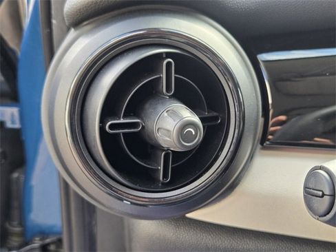 Used 2022 MINI Cooper S image 24