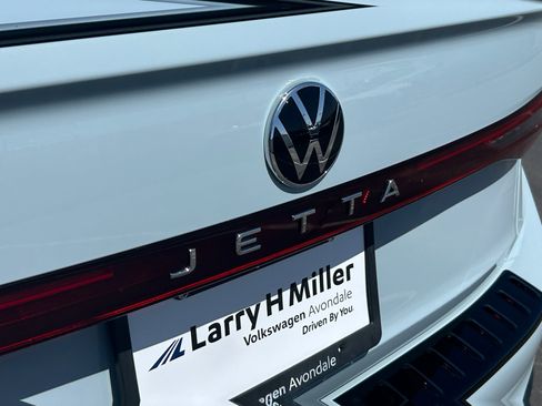 Used 2026 Volkswagen Jetta Sport image 22