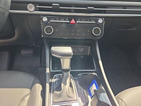 Certified 2025 Hyundai Tucson SEL image 11