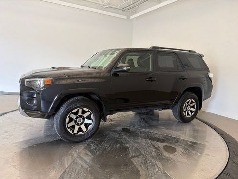 Used 2023 Toyota 4Runner TRD Off-Road Premium w/ Moonroof Package AWD/4WD image 7