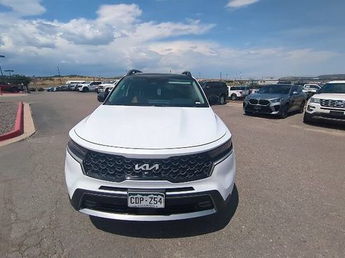 Used 2022 Kia Sorento SX Prestige w/ Rust Color Package AWD/4WD image 2