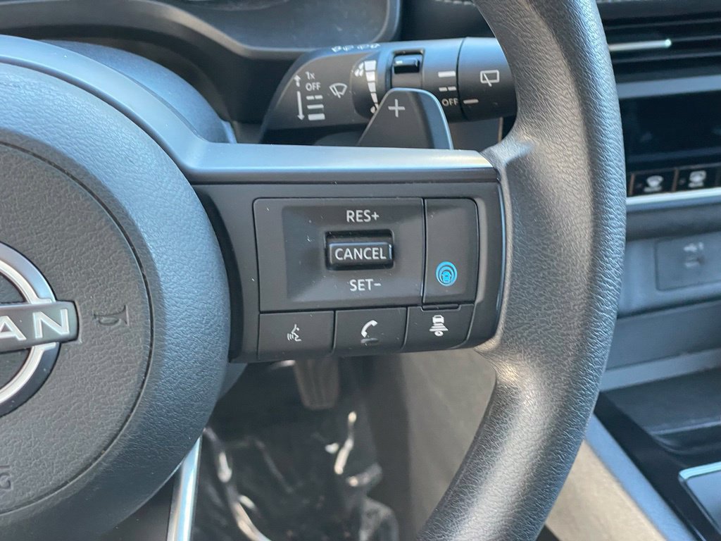 Certified 2024 Nissan Rogue SV AWD/4WD image 16