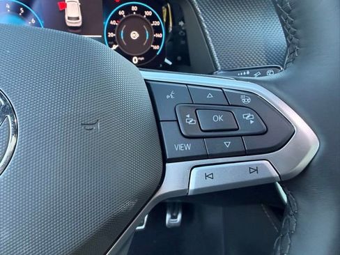 New 2026 Volkswagen Atlas Cross Sport SEL Premium R-Line AWD/4WD image 19