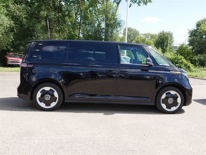 New 2025 Volkswagen ID. Buzz Pro S