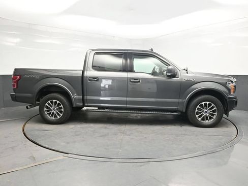 Used 2019 Ford F150 XLT w/ Equipment Group 302A Luxury AWD/4WD image 9