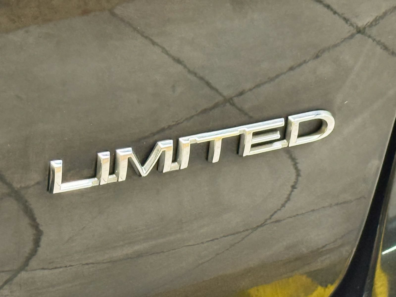 Used 2017 Chrysler Pacifica Limited FWD image 14