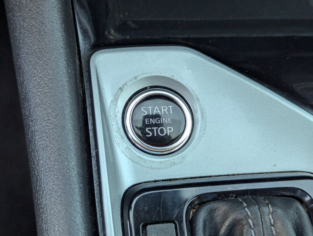 Used 2024 Nissan Altima 2.5 SV FWD image 15