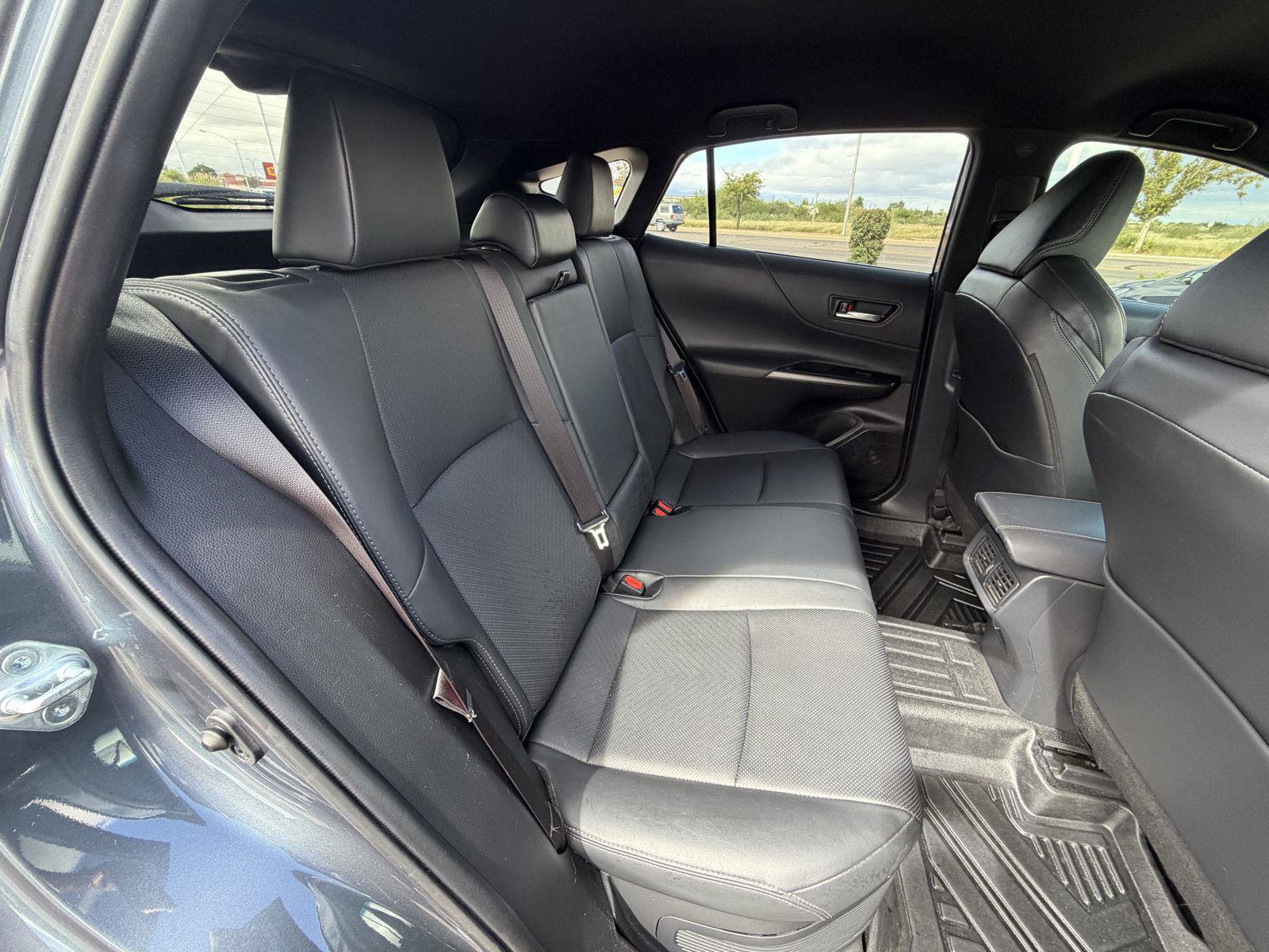 Used 2022 Toyota Venza Limited AWD/4WD image 20