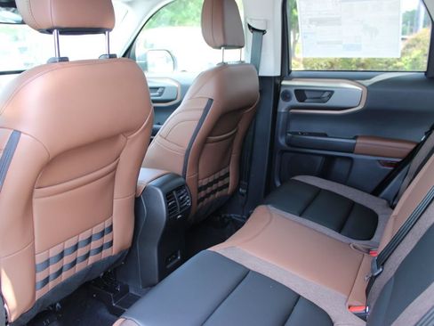 New 2026 Ford Bronco Sport Outer Banks w/ Outer Banks Tech Package+ AWD/4WD image 11