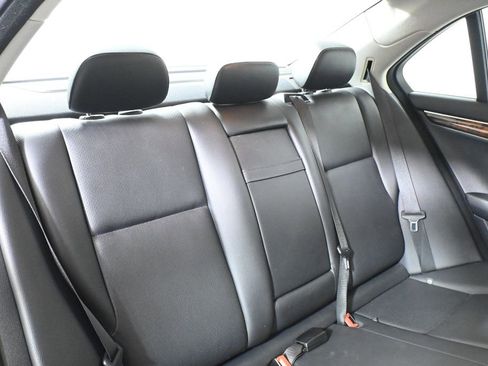 Used 2013 Mercedes-Benz C 300 4MATIC Sedan image 35