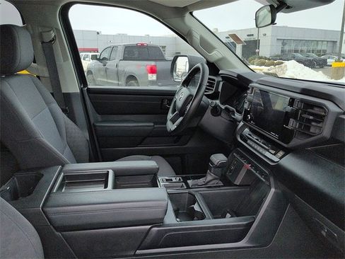 Used 2022 Toyota Tundra SR w/ SR Tow Package image 9