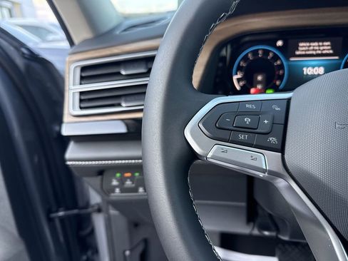 New 2026 Volkswagen Atlas SE AWD/4WD image 17