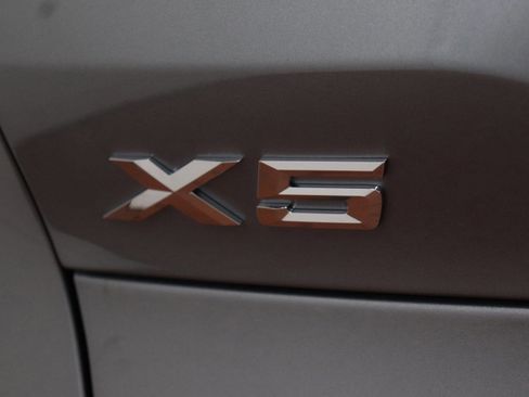 Used 2025 BMW X5 xDrive50e image 11