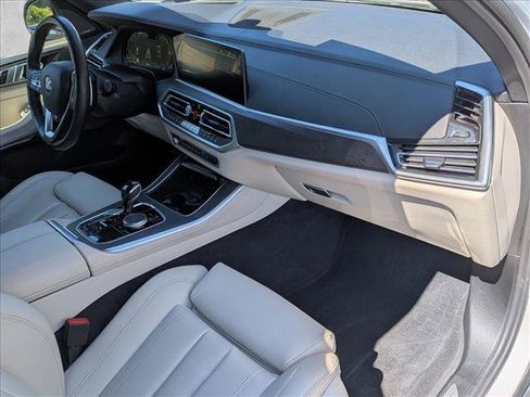 Used 2021 BMW X5 xDrive40i w/ Premium Package AWD/4WD image 24