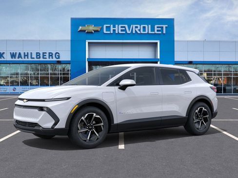 New 2026 Chevrolet Equinox EV LT FWD image 26