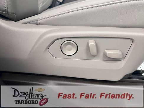 New 2026 Chevrolet Silverado 2500 LTZ w/ LTZ Premium Package image 40