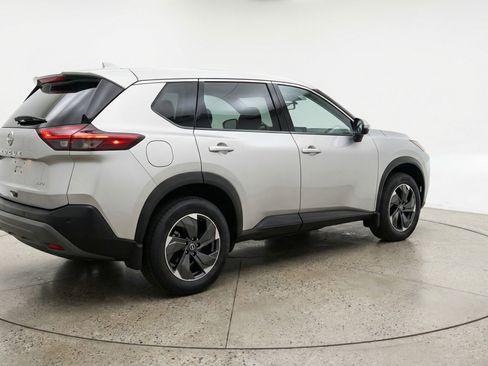 Used 2025 Nissan Rogue SV image 9