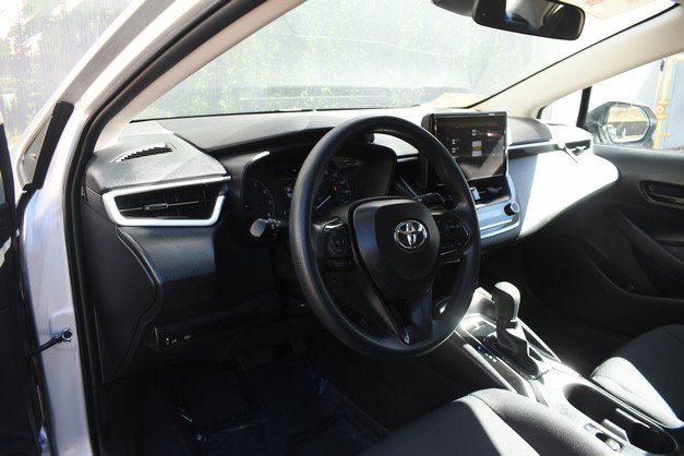Certified 2025 Toyota Corolla LE FWD image 14