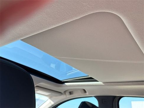 New 2026 Nissan Kicks SR w/ SR Premium Package image 13