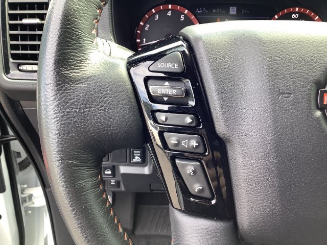 Used 2023 Nissan Frontier PRO-4X w/ Pro-4X Premium Package AWD/4WD image 13