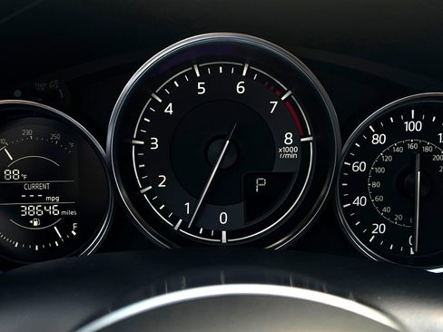 Used 2018 MAZDA MX-5 Miata Grand Touring image 16